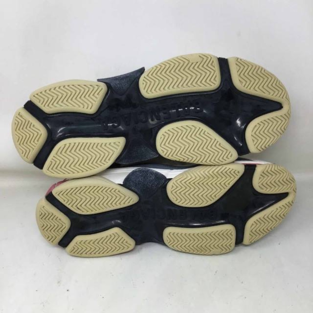 Balenciaga Women’s Triple S Trainer ‘Pink Black’ - Picture 10 of 11